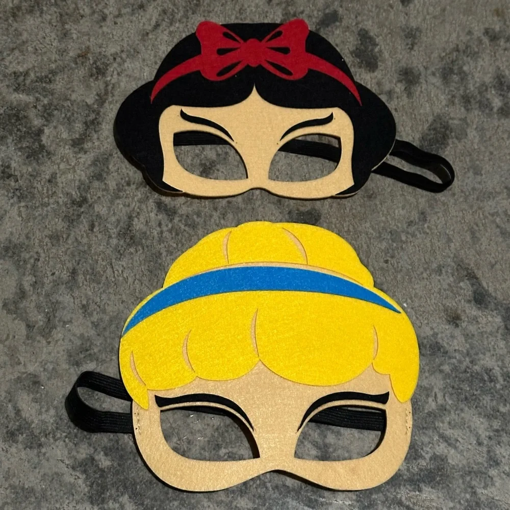 Disney Cinderella & Snow White Fun Felt Face Mask with Elastic Straps Brand New